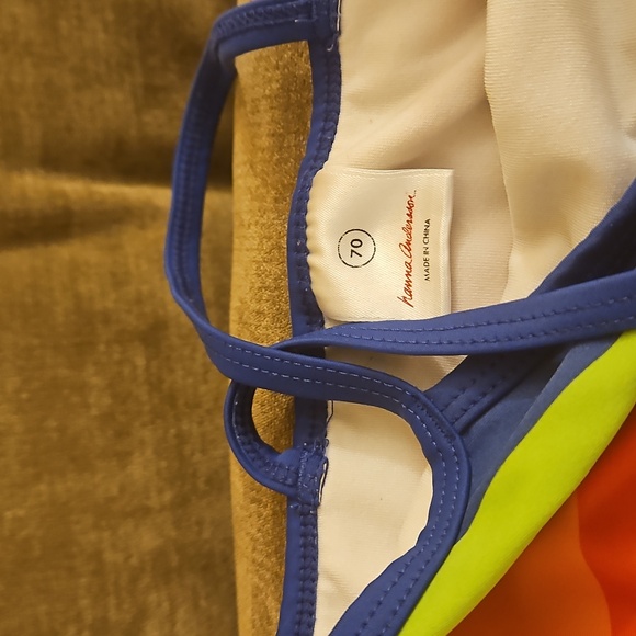 Swimsuit - Picture 4 of 4